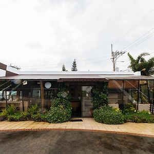Reddoorz Plus At The Ridge Tagaytay
